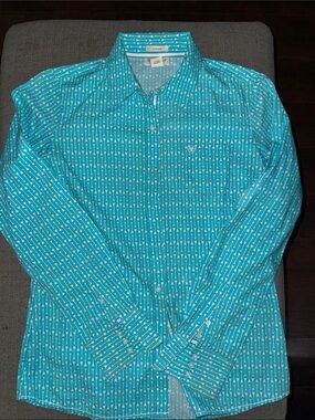 Ariat womens Turquoise Arrow Print Button-Up Shirt